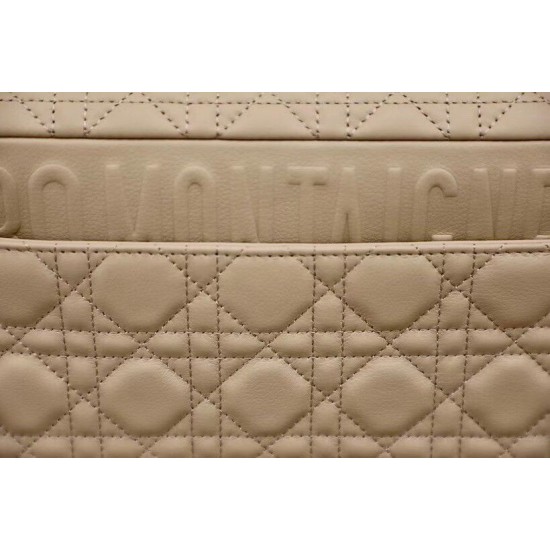 Replica Borsa media Dior Caro Cannage Beige Replica Borsa media Dior Caro Cannage Beige