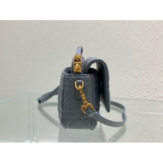 Replica Pouch Dior Caro Cannage Blu Replica Pouch Dior Caro Cannage Blu