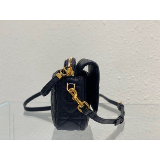 Replica Custodia Dior Caro Cannage Nera Replica Custodia Dior Caro Cannage Nera
