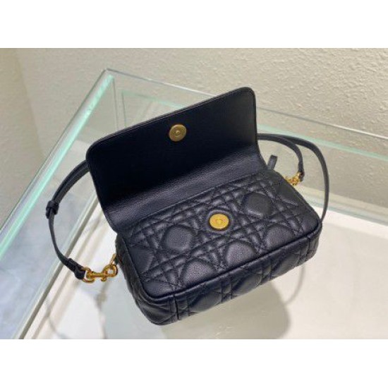 Replica Custodia Dior Caro Cannage Nera Replica Custodia Dior Caro Cannage Nera