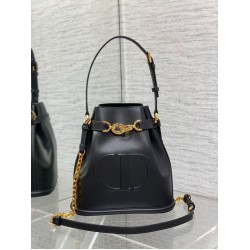 Borsa a secchiello media Dior C'est Saddle in pelle di vitello nera