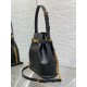 Replica Borsa a secchiello media Dior C'est Saddle in pelle di vitello nera Replica Borsa a secchiello media Dior C'est Saddle in pelle di vitello nera