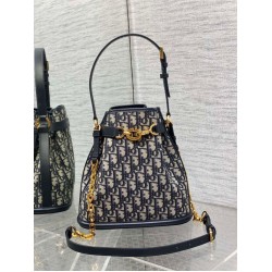 Borsa a secchiello media Dior C'est Jacquard obliquo blu Borsa a secchiello media Dior C'est Jacquard obliquo blu