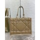 Replica Borsa tote Dior Essential media Nocciola Archicannage Replica Borsa tote Dior Essential media Nocciola Archicannage