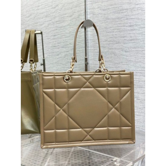 Replica Borsa tote Dior Essential media Nocciola Archicannage Replica Borsa tote Dior Essential media Nocciola Archicannage