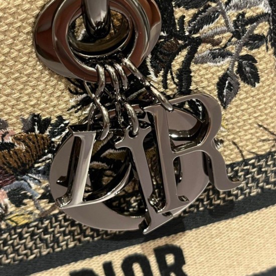 Replica Borsa Dior Medium Lady D-Lite con ricamo Jardin d'Hiver beige Replica Borsa Dior Medium Lady D-Lite con ricamo Jardin d'Hiver beige