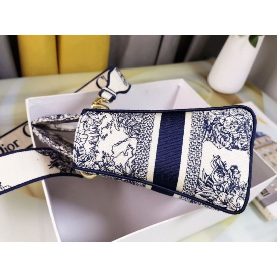 Replica Borsa Dior Medium Lady D-Lite Multicolor Ricamo Rêve d'Infini Blu
