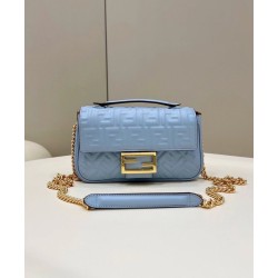 Borsa Midi Fendi Baguette Chain Nappa Blu Borsa Midi Fendi Baguette Chain Nappa Blu