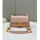 Replica Borsa Midi Fendi Baguette Chain Nappa Rosa Replica Borsa Midi Fendi Baguette Chain Nappa Rosa
