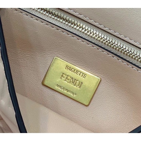 Replica Borsa Midi Fendi Baguette Chain Nappa Rosa Replica Borsa Midi Fendi Baguette Chain Nappa Rosa