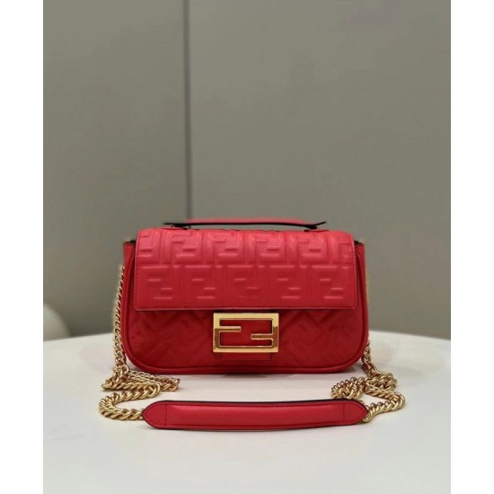 Replica Borsa Midi Fendi Baguette Chain Nappa Rossa Replica Borsa Midi Fendi Baguette Chain Nappa Rossa