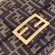 Replica Borsa grande Fendi Baguette in tessuto FF con finiture nere Replica Borsa grande Fendi Baguette in tessuto FF con finiture nere