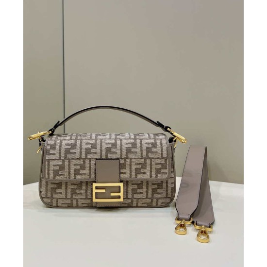 Replica Borsa Fendi 8BR600 Baguette Chain Midi FF in tessuto tapestry grigio Replica Borsa Fendi 8BR600 Baguette Chain Midi FF in tessuto tapestry grigio