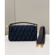 Replica Borsa in tessuto arazzo Fendi 8BR600 Baguette Chain Midi FF Blu Navy Replica Borsa in tessuto arazzo Fendi 8BR600 Baguette Chain Midi FF Blu Navy