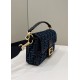 Replica Borsa in tessuto arazzo Fendi 8BR600 Baguette Chain Midi FF Blu Navy Replica Borsa in tessuto arazzo Fendi 8BR600 Baguette Chain Midi FF Blu Navy