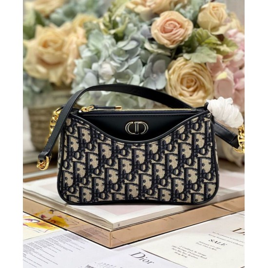 Replica Mini borsa Christian Dior 30 Montaigne Hobo Avenue Blu scuro Replica Mini borsa Christian Dior 30 Montaigne Hobo Avenue Blu scuro