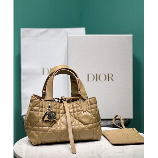 Replica Borsa Christian Dior piccola/media Dior Toujours caffè leggero Replica Borsa Christian Dior piccola/media Dior Toujours caffè leggero