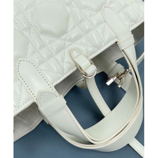 Replica Christian Dior Borsa Dior Toujours piccola/media crema Replica Christian Dior Borsa Dior Toujours piccola/media crema
