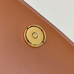 Borsa Fendi C'mon Small Satchel con curvatura 8BS082 Caffè