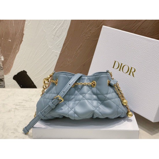 Replica Borsa Dior Ammi Piccola Macrocannage Blu Replica Borsa Dior Ammi Piccola Macrocannage Blu