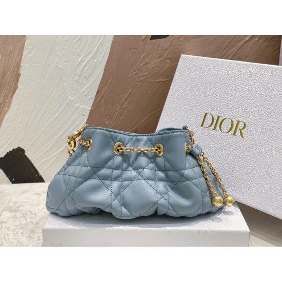 Replica Borsa Dior Ammi Piccola Macrocannage Blu Replica Borsa Dior Ammi Piccola Macrocannage Blu