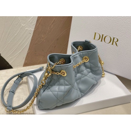 Replica Borsa Dior Ammi Piccola Macrocannage Blu Replica Borsa Dior Ammi Piccola Macrocannage Blu