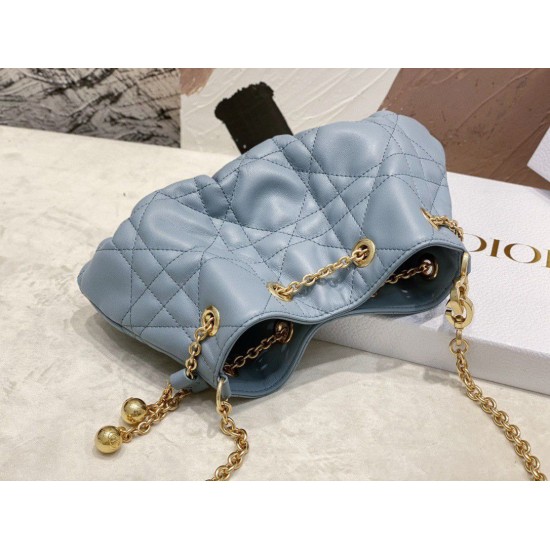 Replica Borsa Dior Ammi Piccola Macrocannage Blu Replica Borsa Dior Ammi Piccola Macrocannage Blu