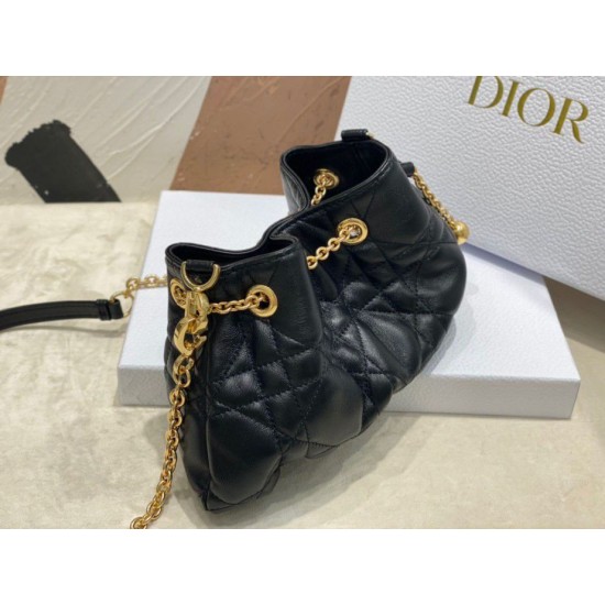 Replica Borsa Dior Ammi piccola/media Macrocannage Nera Replica Borsa Dior Ammi piccola/media Macrocannage Nera
