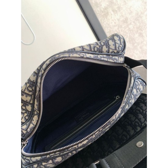 Replica Borsa fasciatoio Dior Dior Oblique Canvas Blu Replica Borsa fasciatoio Dior Dior Oblique Canvas Blu