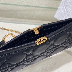 Pochette Christian Dior Caro Colle Noire con borsa a catena