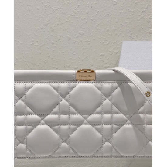 Replica Pochette Christian Dior Caro Colle Noire con borsa a catena Replica Pochette Christian Dior Caro Colle Noire con borsa a catena