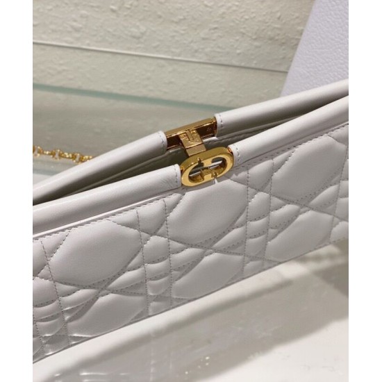 Replica Pochette Christian Dior Caro Colle Noire con borsa a catena Replica Pochette Christian Dior Caro Colle Noire con borsa a catena