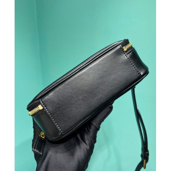 Replica Miniborsa Prada Odette in pelle 1BH203 Nera Replica Miniborsa Prada Odette in pelle 1BH203 Nera