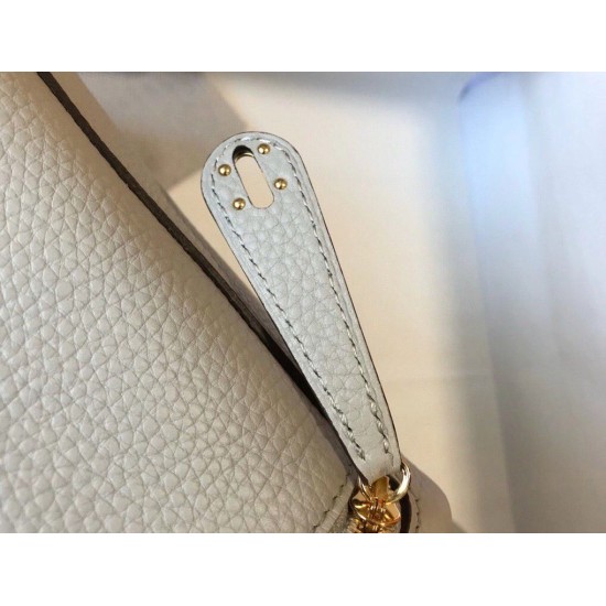 Replica Borsa Hermes Mini Lindy Clemence grigio perla Replica Borsa Hermes Mini Lindy Clemence grigio perla