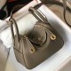 Replica Borsa Hermes Lindy Mini Taupe Clemence in pelle di vitello Replica Borsa Hermes Lindy Mini Taupe Clemence in pelle di vitello
