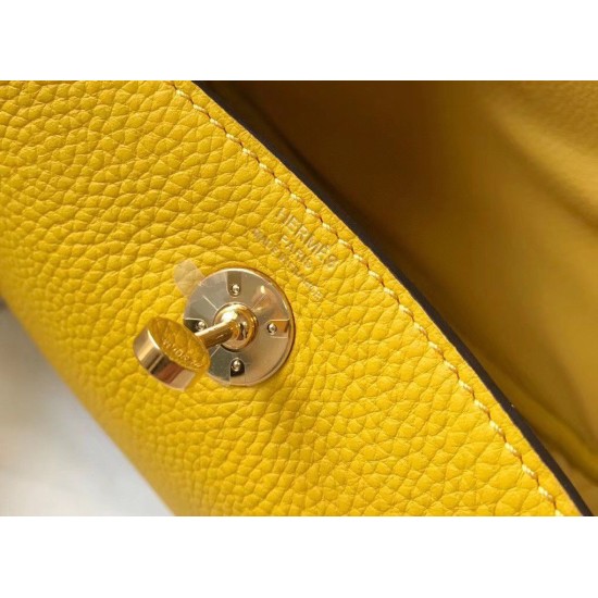 Replica Borsa Hermes Lindy Mini Clemence in pelle di vitello gialla Replica Borsa Hermes Lindy Mini Clemence in pelle di vitello gialla