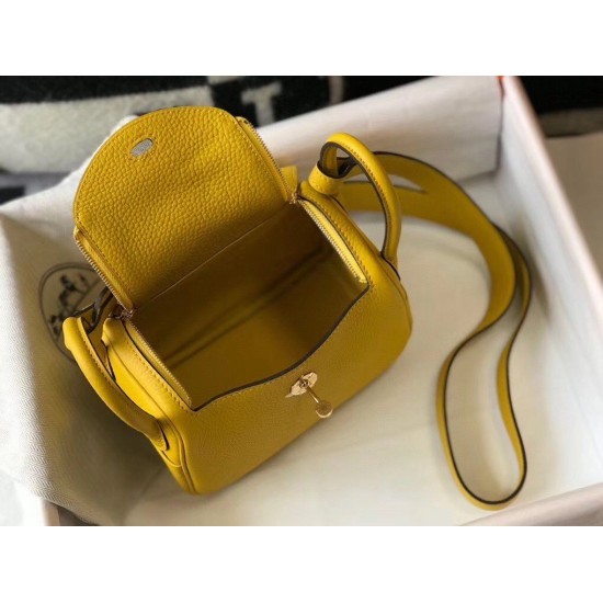 Replica Borsa Hermes Lindy Mini Clemence in pelle di vitello gialla Replica Borsa Hermes Lindy Mini Clemence in pelle di vitello gialla