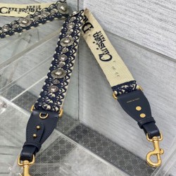 Tracolla Dior con Anello Ricamo Obliquo con Medaglioni Blu Tracolla Dior con Anello Ricamo Obliquo con Medaglioni Blu