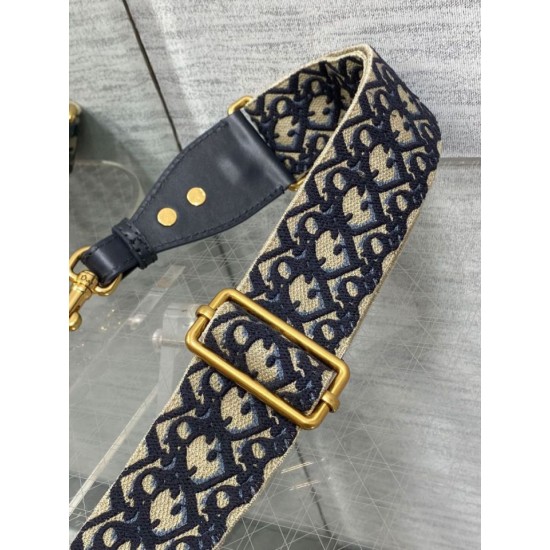 Replica Tracolla Dior Regolabile con Anello Ricamo Obliquo Blu Replica Tracolla Dior Regolabile con Anello Ricamo Obliquo Blu