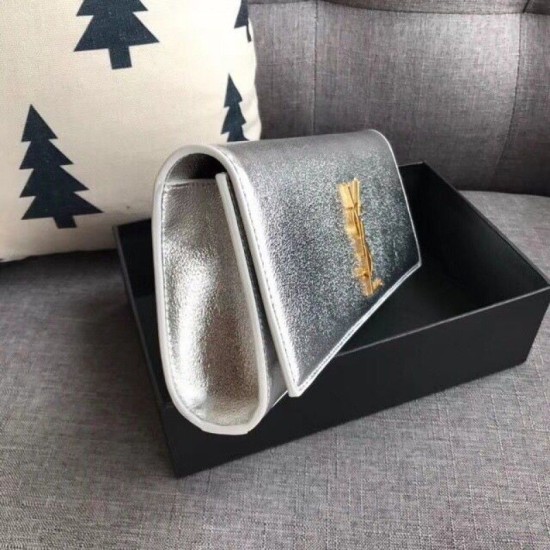 Replica Clutch YSL Saint Laurent Classic Argento Replica Clutch YSL Saint Laurent Classic Argento