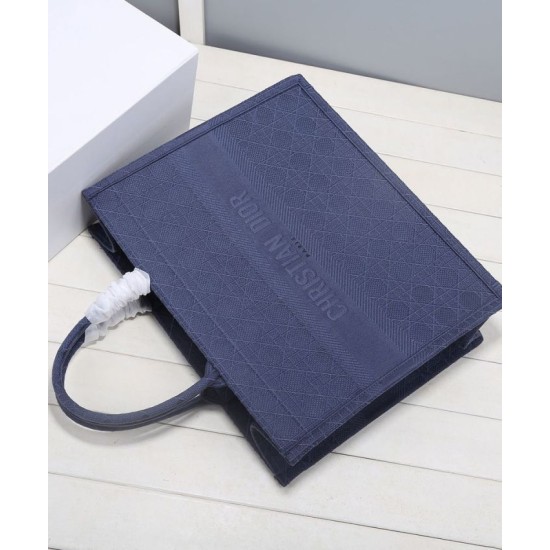 Replica Christian Dior Cannage Embroidery Dior Book Tote Borse Blu scuro Replica Christian Dior Cannage Embroidery Dior Book Tote Borse Blu scuro