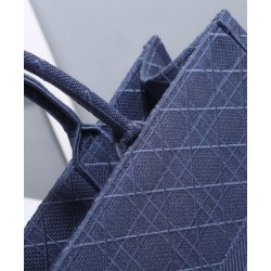 Christian Dior Cannage Embroidery Dior Book Tote Borse Blu scuro Christian Dior Cannage Embroidery Dior Book Tote Borse Blu scuro