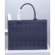 Replica Borsa tote Christian Dior piccola Dior Book Blu scuro Replica Borsa tote Christian Dior piccola Dior Book Blu scuro