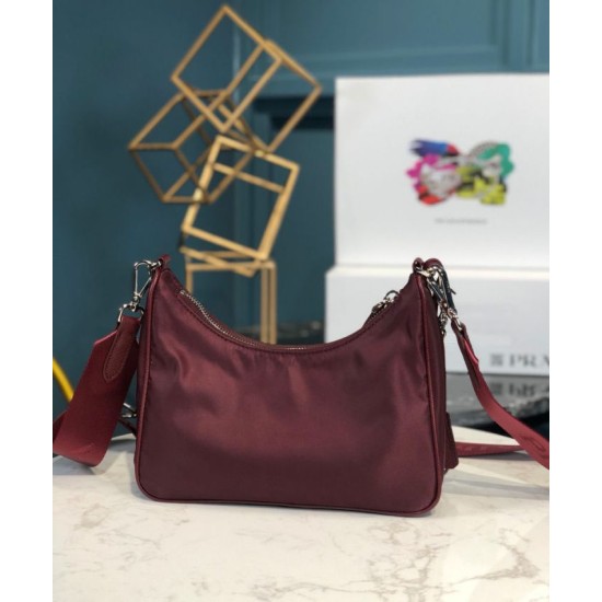 Replica Borsa a tracolla Prada Re-Edition 2005 in nylon Mauve