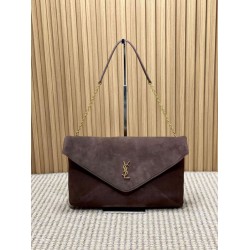 YSL Saint Laurent Cassandre Borsa a busta grande con catena scamosciata marrone