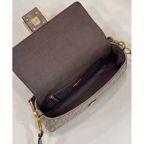 Replica Fendi Baguette 8BR6009 Grigio Replica Fendi Baguette 8BR6009 Grigio