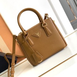 Prada Mini/Medium Galleria Bag Saffiano Marrone