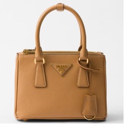 Prada Mini/Medium Galleria Bag Saffiano Marrone
