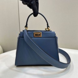 Borsa Fendi Mini Iconic Peekaboo Blu