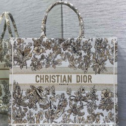 Borsa tote grande a libro Dior Ricamo Unicorno Millefiori colore oro
